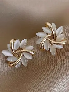Minimalist Elegant Sunflower Geometric Floral Stud Earrings, Perfect Gift for Valentine's Day and Mother's Day, Daily Casual Party Wear