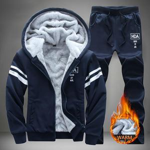 Men's 2-Piece Winter Thick Warm Hooded Athleisure Sweatsuit - Long Sleeve Street Fit, Casual Outdoor Activewear, Hooded Sweater & Pants Set for Outdoor Sports