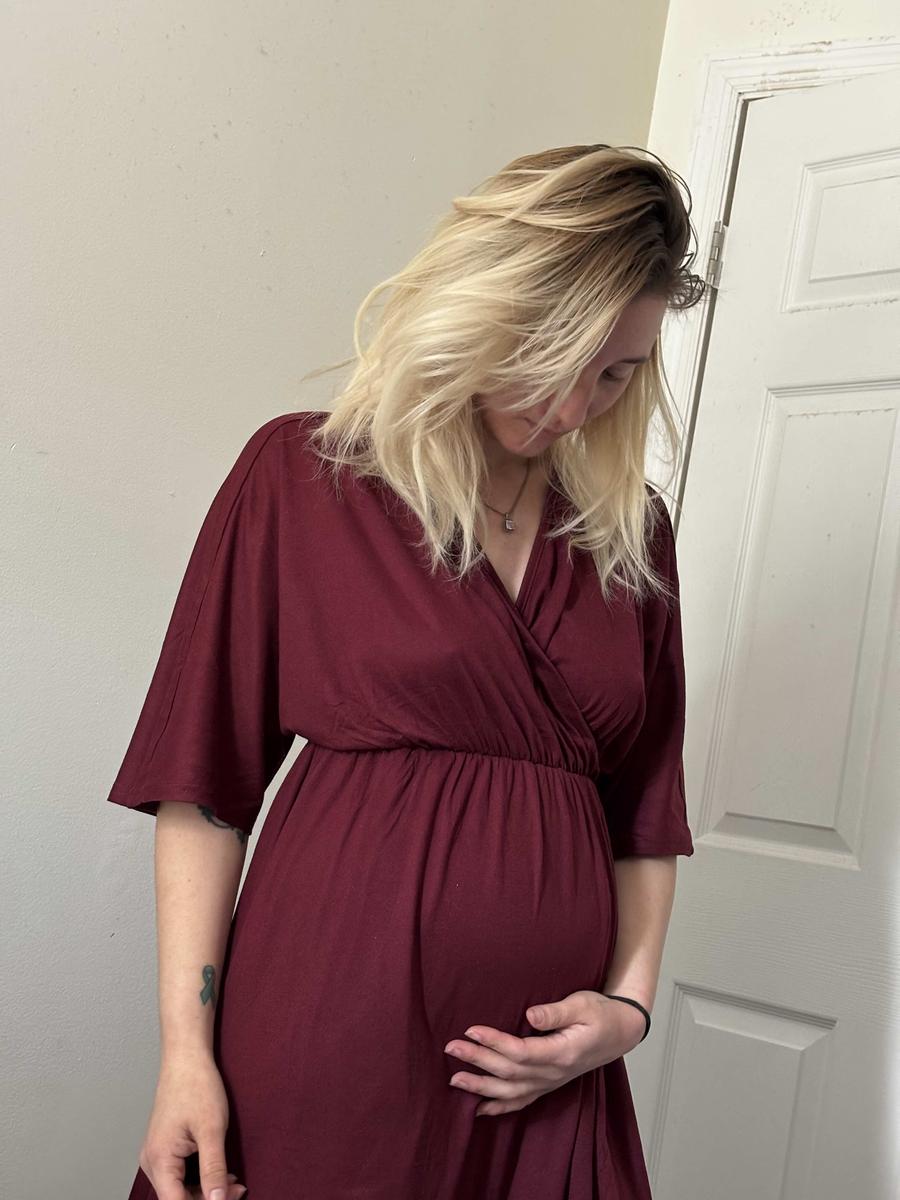 Item: Black/Wine Red, S