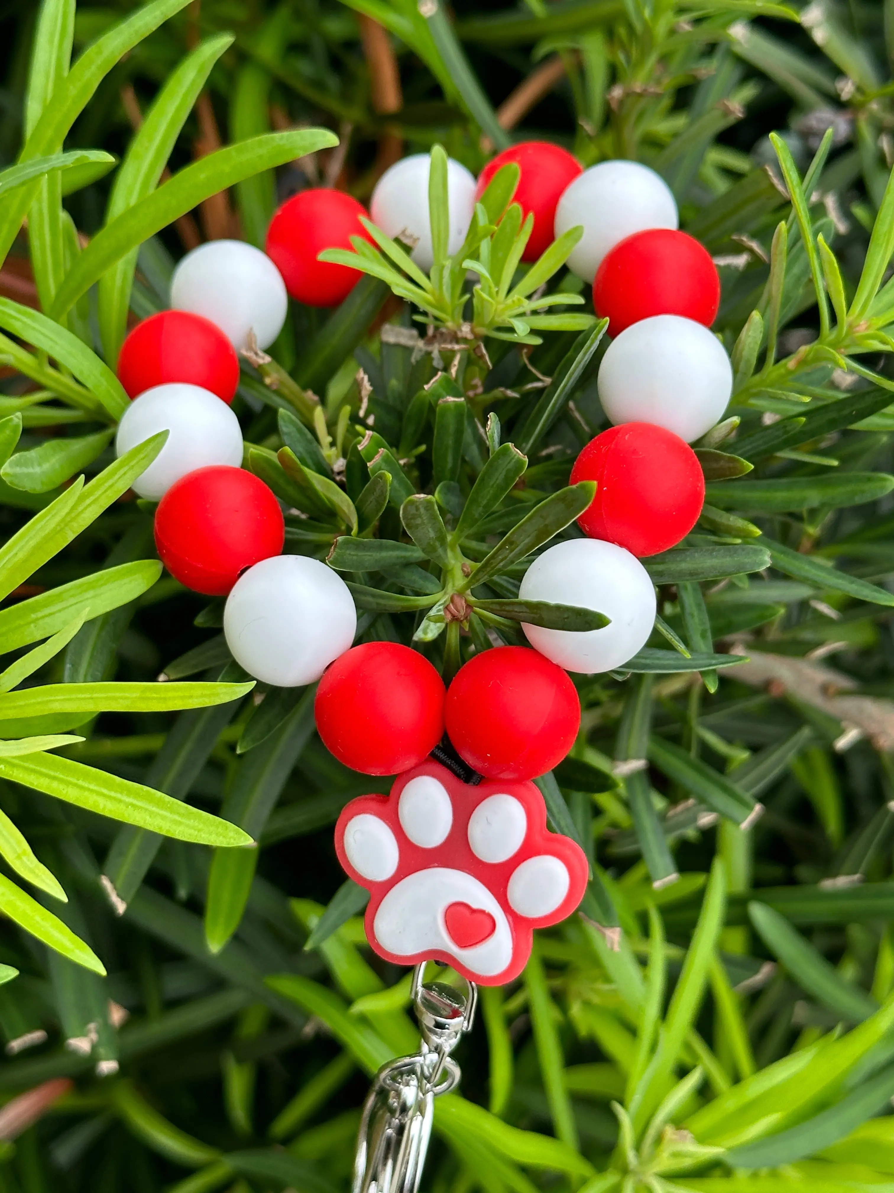 Red/White Paw Print