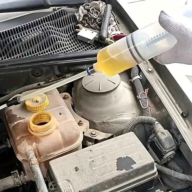 YouTube syringe suction dual-purpose oil change tool manual pumping oil brake oil change machine car cleaning