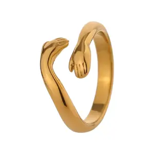 STATEMENT GOLD - Embrace Ring