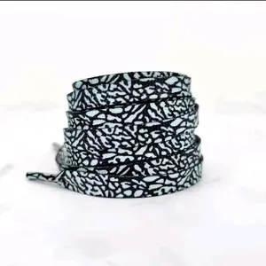 cement print Shoelaces