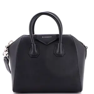 Pre-owned GIVENCHY material Messenger Bags Antigona Bag Leather Mini by Rebag