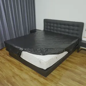 1pcs Black PVC Fitted Sheet, Bed Cover with Elastic Band, Secure Fitted Sheets, Anti Pet, Full Coverage Plastic Mattress Protector, Adult Couple Bedding, Message Spa Sheet, Vinyl Bedding Mattress Cover Queen King, Valentine's Day gift
