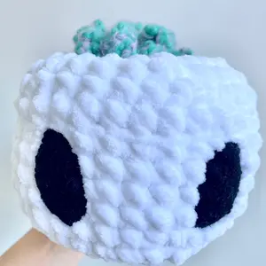 Plushie Pipe XLarge - White Ghost