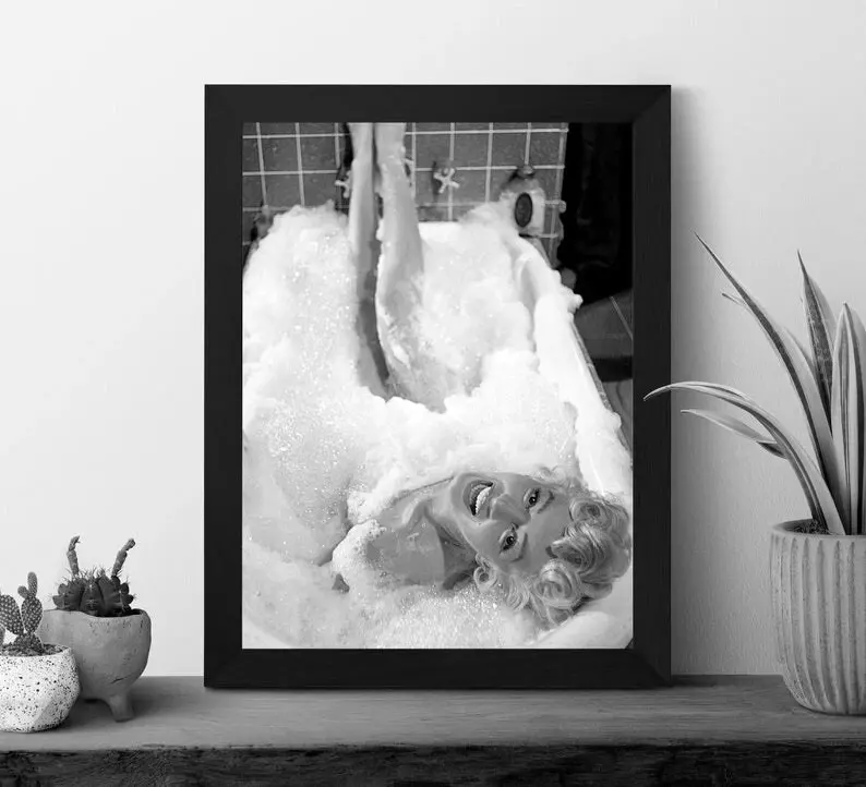 Marilyn Monroe Vintage Pin-Up Poster Glamour Wall Art