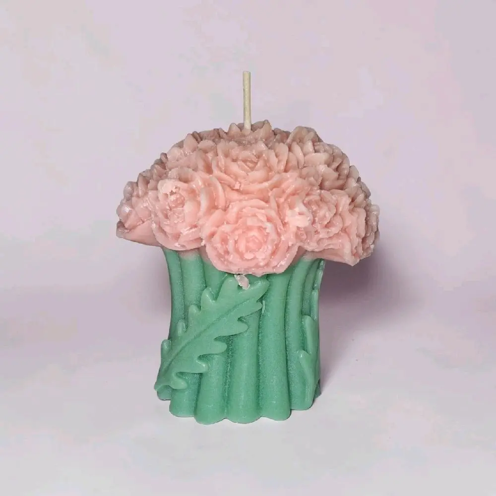 Handmade Pink Rose Bouquet-Scented Candle, Long-Lasting Home Decor Gift