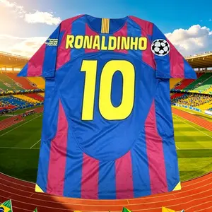 2005 2006 Home Retro No.10 Ronaldinho Short Sleeves soccer jersey