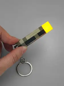 Light Up Keychain, Keychain Light, Fashionable Pendant for Backpack and Gift, Novelty Lighting, Creative Gifts, Traveling Gadgets