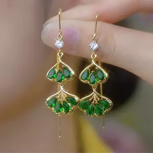 Green Zircon Leaf Threader Earrings for Women, Elegant Long Design, Chic Lightweight Luxe Style DZEH4673