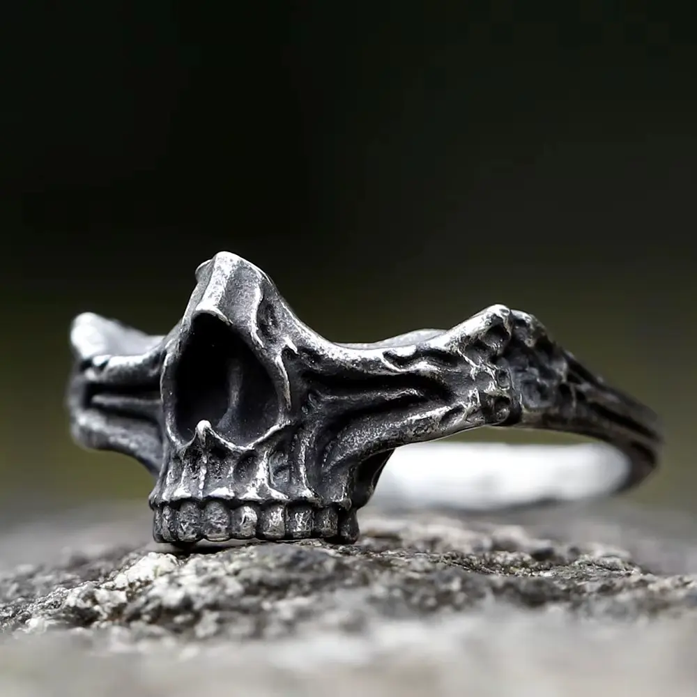 New Vintage Gothic Steel Skull Rings for Men Punk Rock Skeleton Design Male Jewelry Perfect for Party