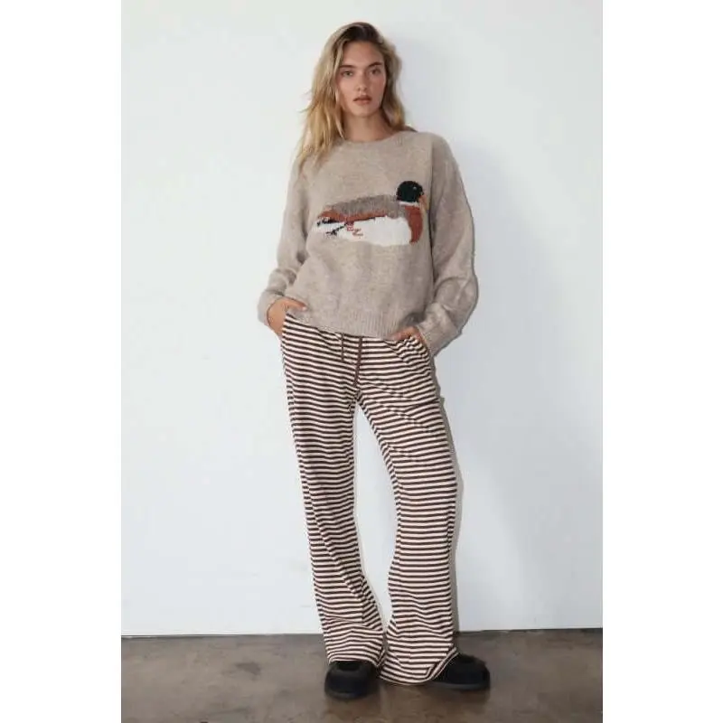 Women's Pullover Sweater with Striped Duck Graphic, Casual Long-Sleeve Round Neck 2-Tone Knit Top in a Relaxed Fit, Knitting, Knit Fabric, Pull On, Loose, Striped Print, Knitwear
