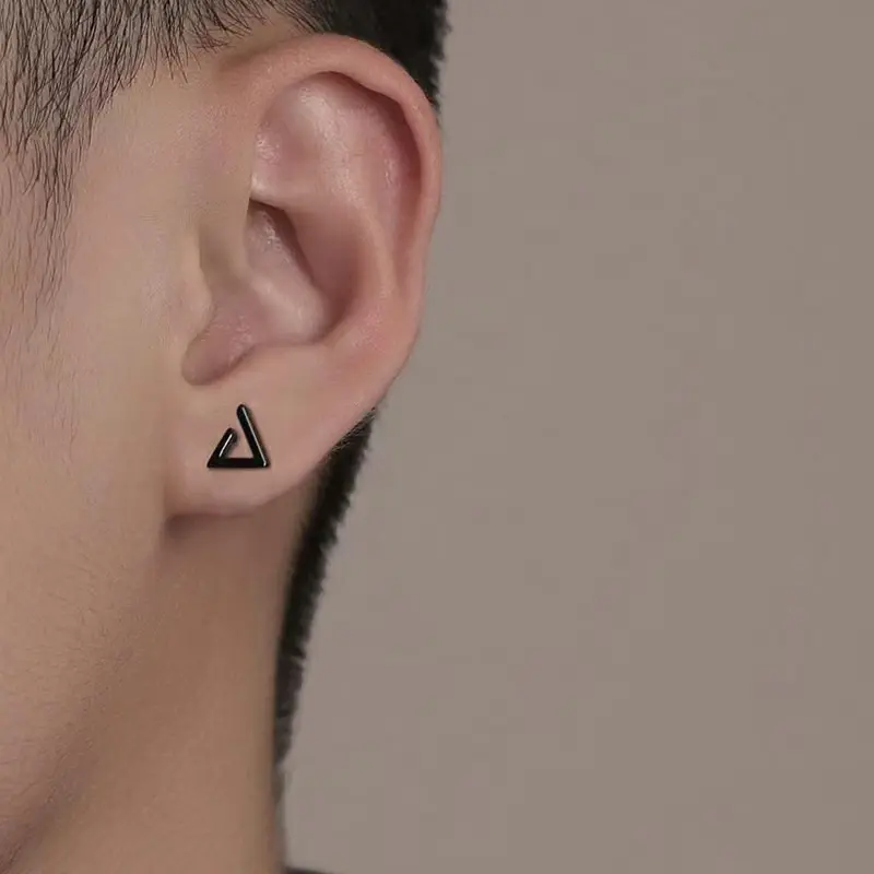 C228 Open Triangle Black