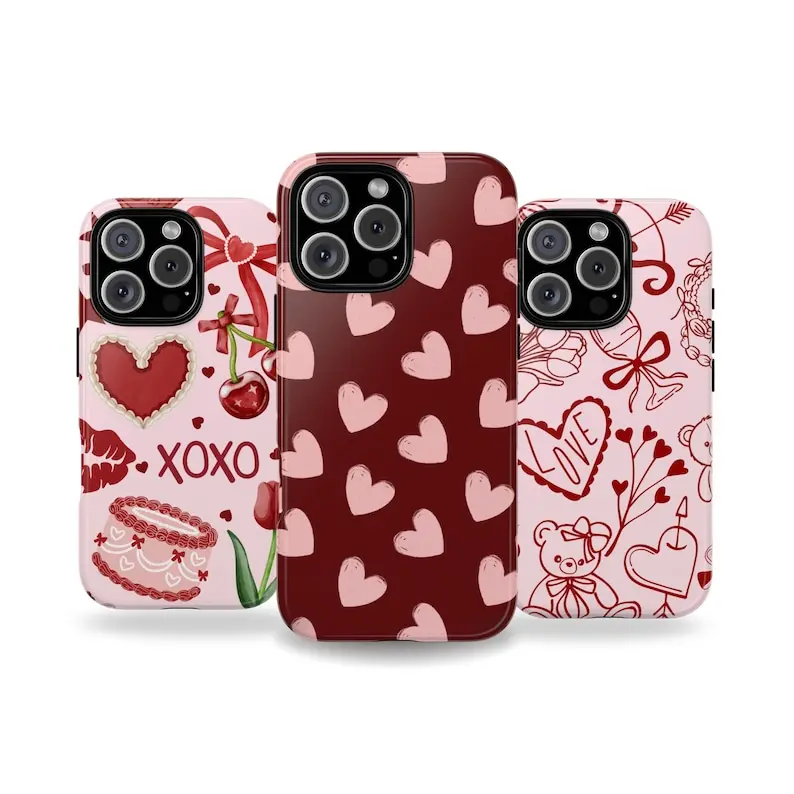 Red Heart Protective Smartphone Case - Cellphone Shell Accessories for iPhone & Samsung, Handheld Valentine’s Day Gift for Couples, Cute Cover