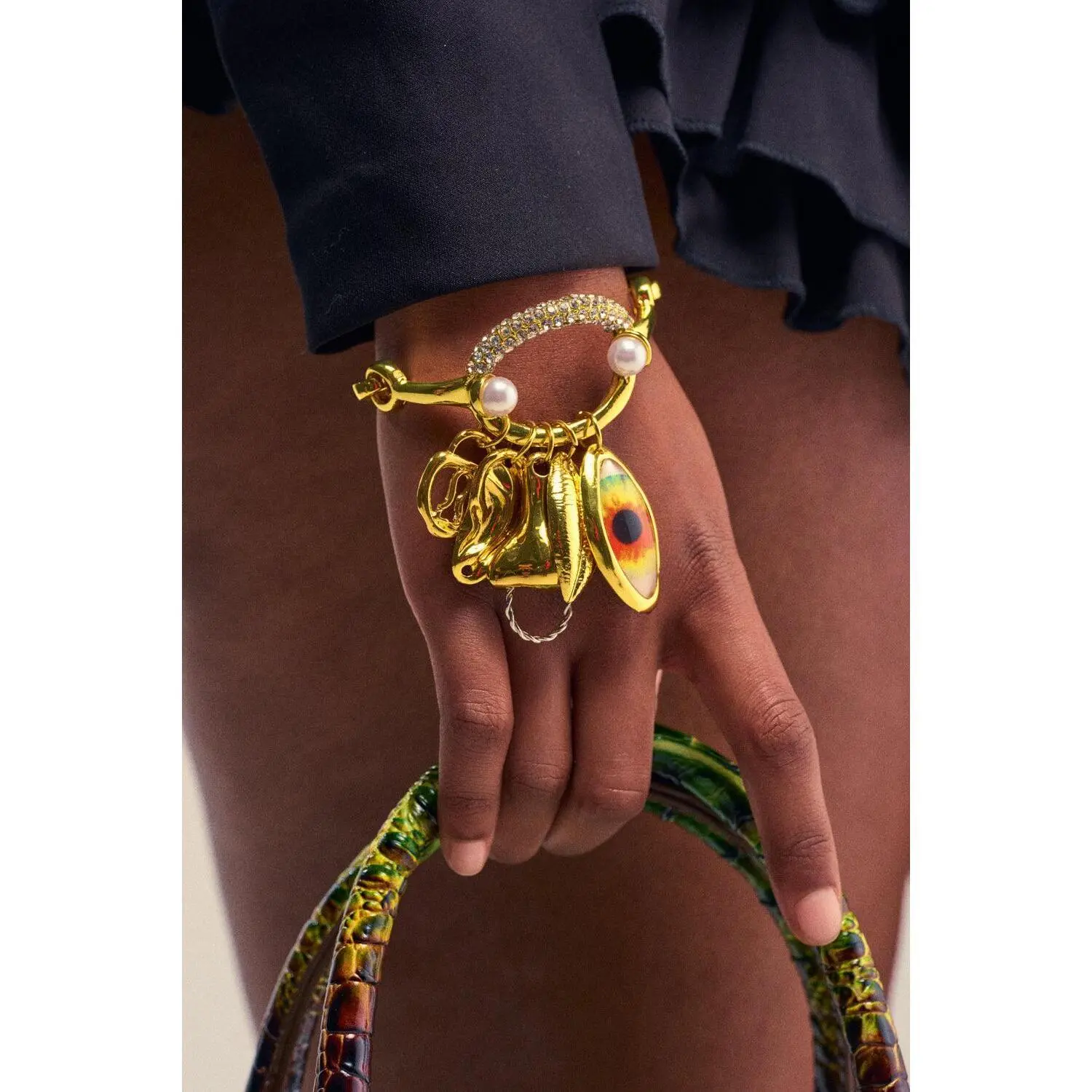 ONE EYE OPEN BRACELET