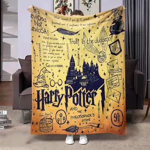 Castle Pattem Blanket, Soft Cozy Throw Blanket,Air-conditioned Room Blanket, Warm Nap Blanketfor Home Office Travel Camping