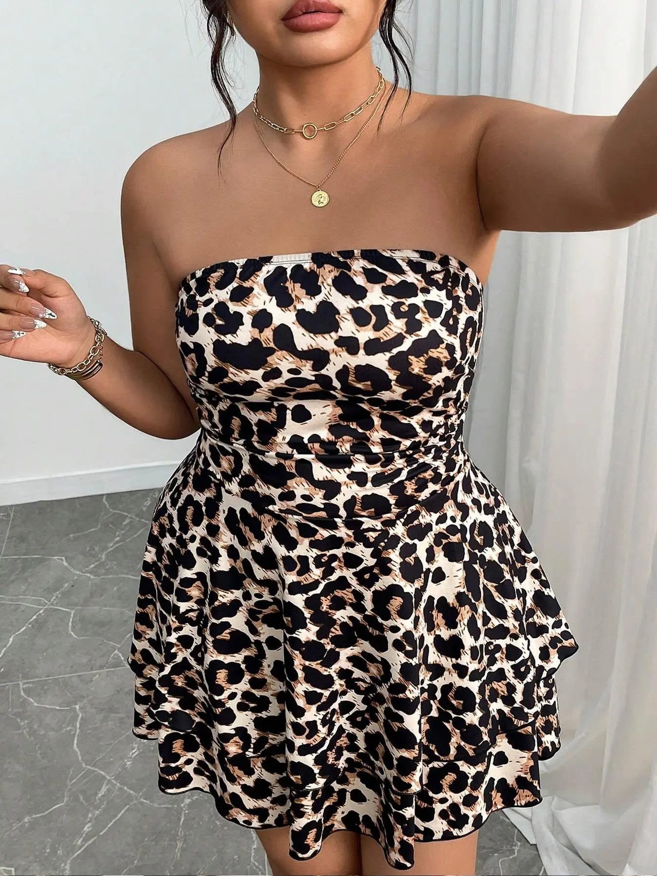 Women's Plus Size Leopard Strapless Dress, Waist Cinched Ruffle Short Skirt, Sexy Feminine European Style Summer, Party Date Night Dresses, Clubwear, Sleeveless