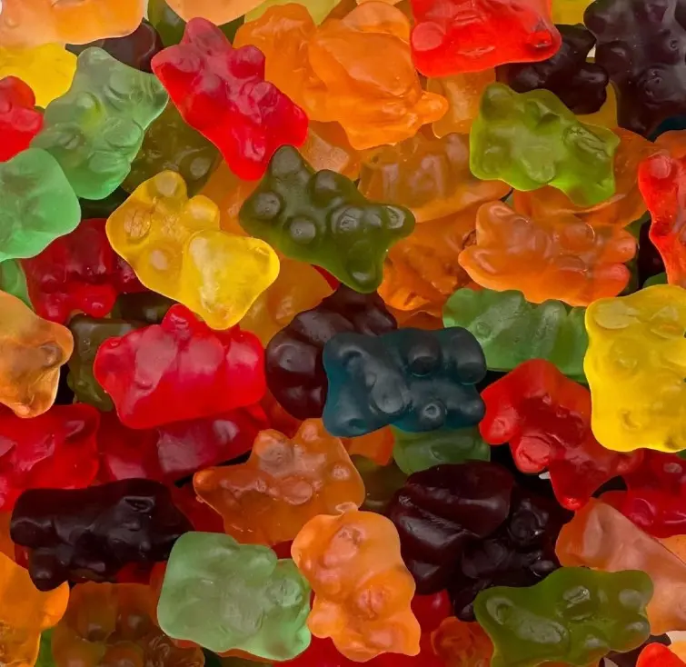 Gummi Bears Candy | 2 Pound Bag | Assorted Fruit Flavors | Bulk Gummies for Candy Buffets, Party Favors and Goody Bags | Classic Chewy Treat
