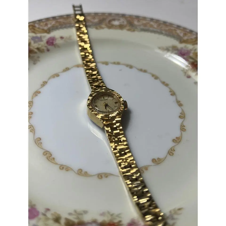 Citizen gold watch