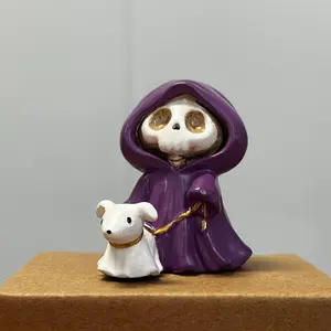 Adorable Skull Grim Reaper Statue with Walking  Ghost Statue Figurine, Halloween Home Tabletop Decoration - Walking