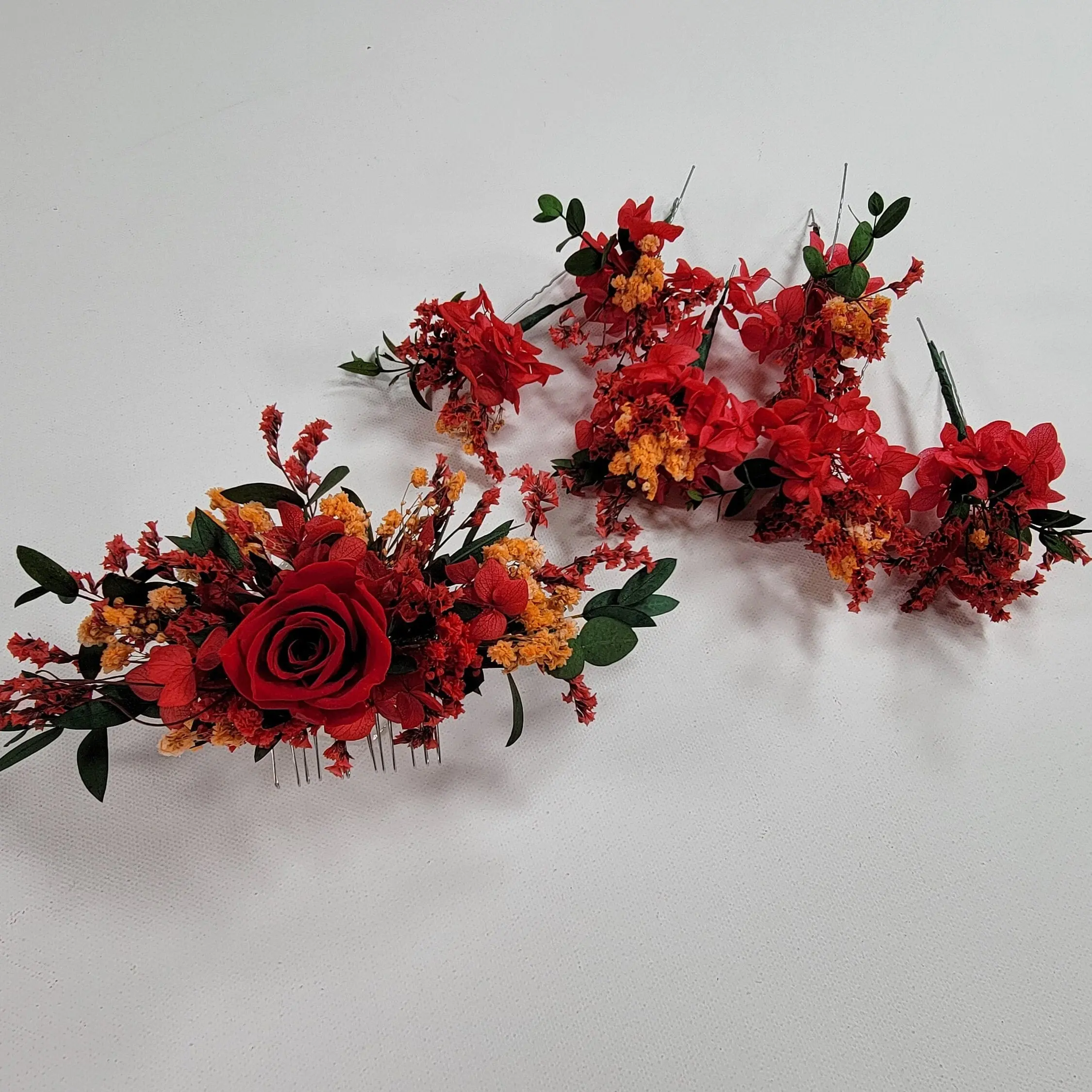 Red/ Orange Preserved Rose Dried Flowers & Eucalyptus Hair Comb, Boho Hair Pins, Wedding Hair Pins, Flower Hair Comb.