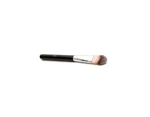 Foundation Brush – Smooth, Flawless Base Application Tool