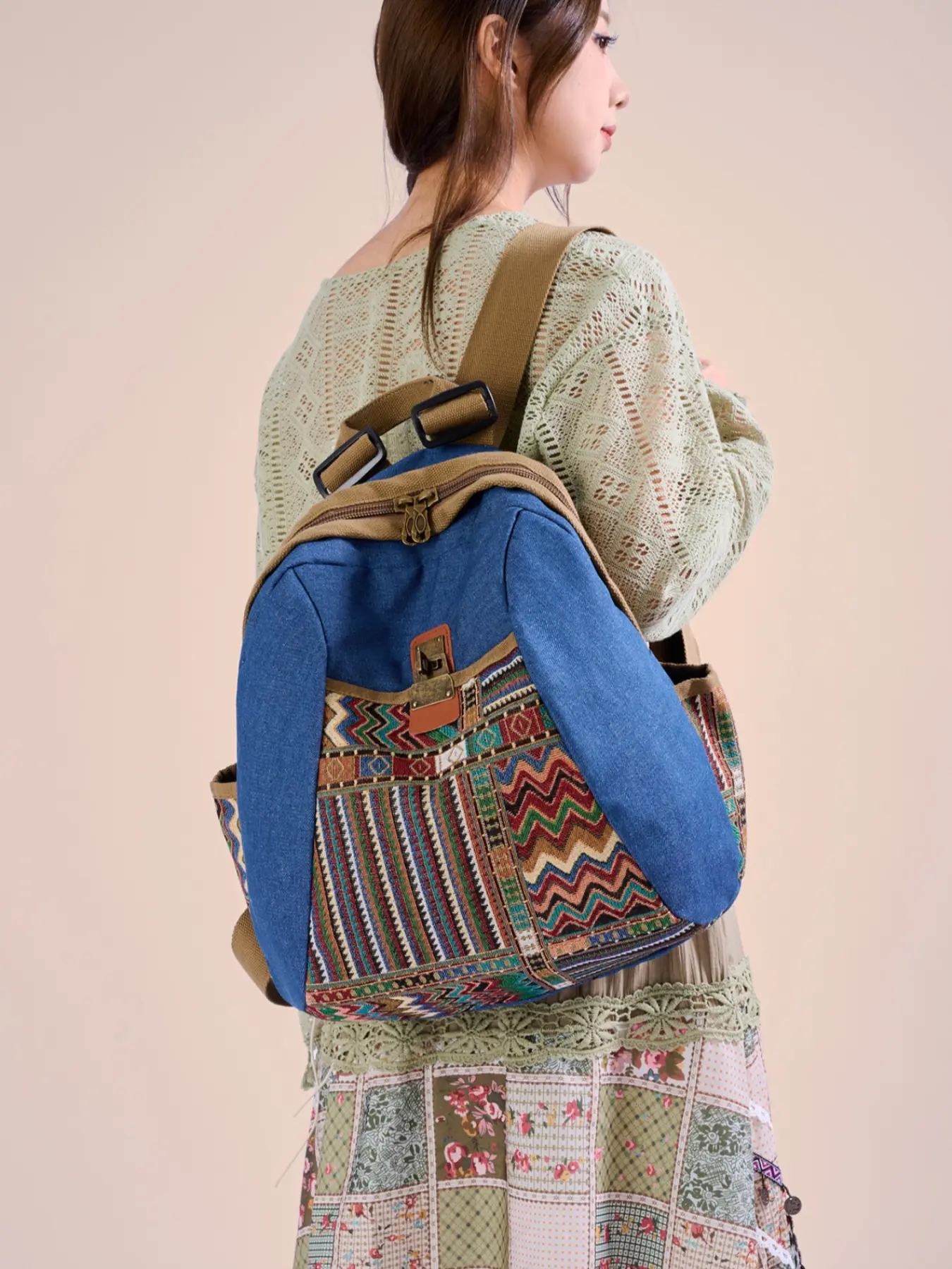 Women's Denim Backpack, Large Capacity Ethnic Style, Boho Style Backpack, Fashionable Casual Versatile, Lightweight Dual-Use Mommy Bag, Durable New Design