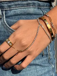 Delicate Zircon Hollow Opening Rin For Women 18K Gold Plated Stainless Steel Shiny Wedding Party Rings Fashion Jewelry