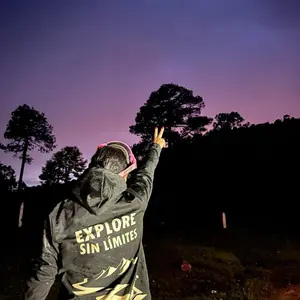 SendaX Off-Road jacket windbreaker - 100% Polyester Ultra Soft & Durable Lightweight Breathable Quick Dry Fabric for Extreme Adventures Green & Black Design jacket water repellent ready for adventure with hoodie