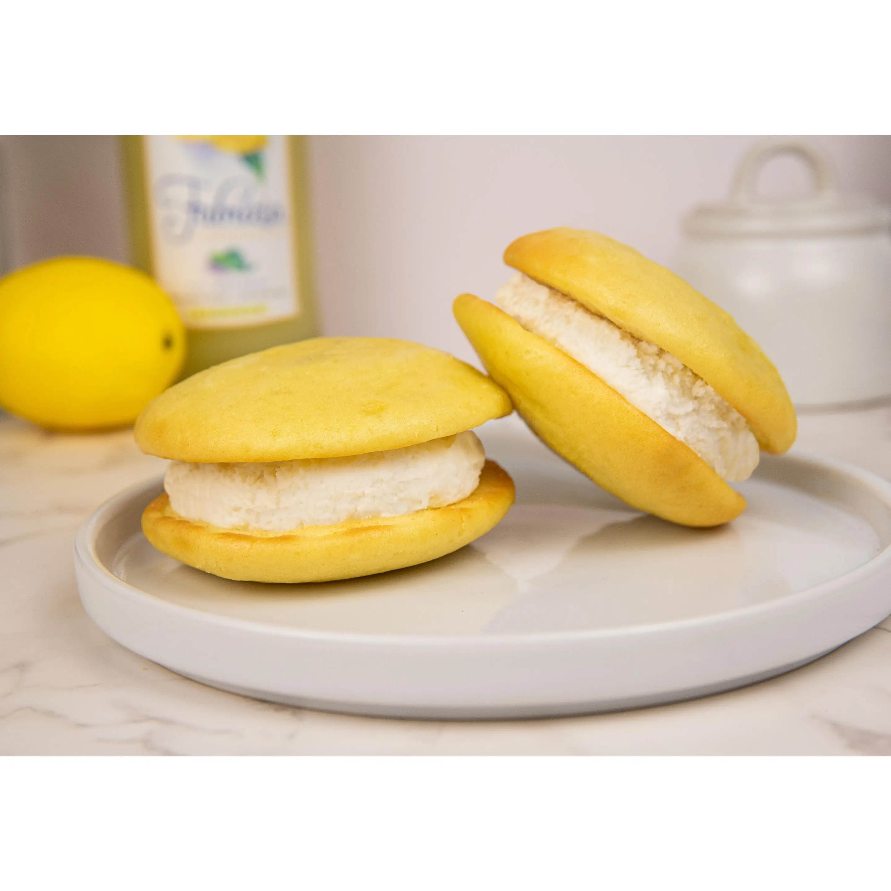 Limoncello Whoopie Pies