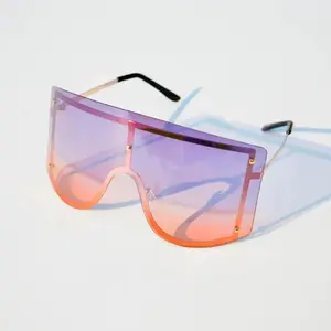 [Shades] [M.L Bratz Boutique]