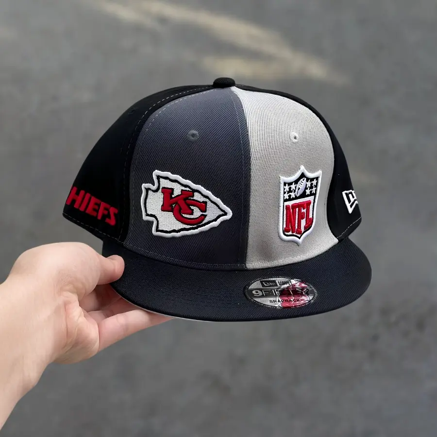 New Era 9FIFTY Kansas City Chiefs NFL Sideline 2023 Snapback Hat Black Gray Split