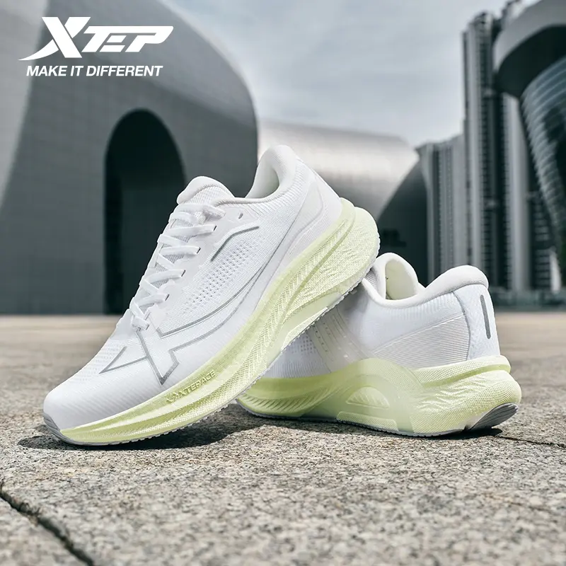 Xtep 2000KM+ Running Shoes with X-Dynamic Foam Technology White