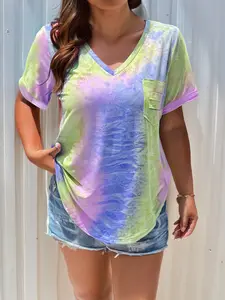 Plus Size Gradient V Neck T-Shirt with Pocket, Casual Loose Fit Summer Top, Comfortable and Stylish Women's Clothing