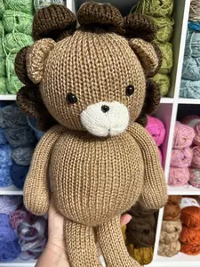 Knitted Lion