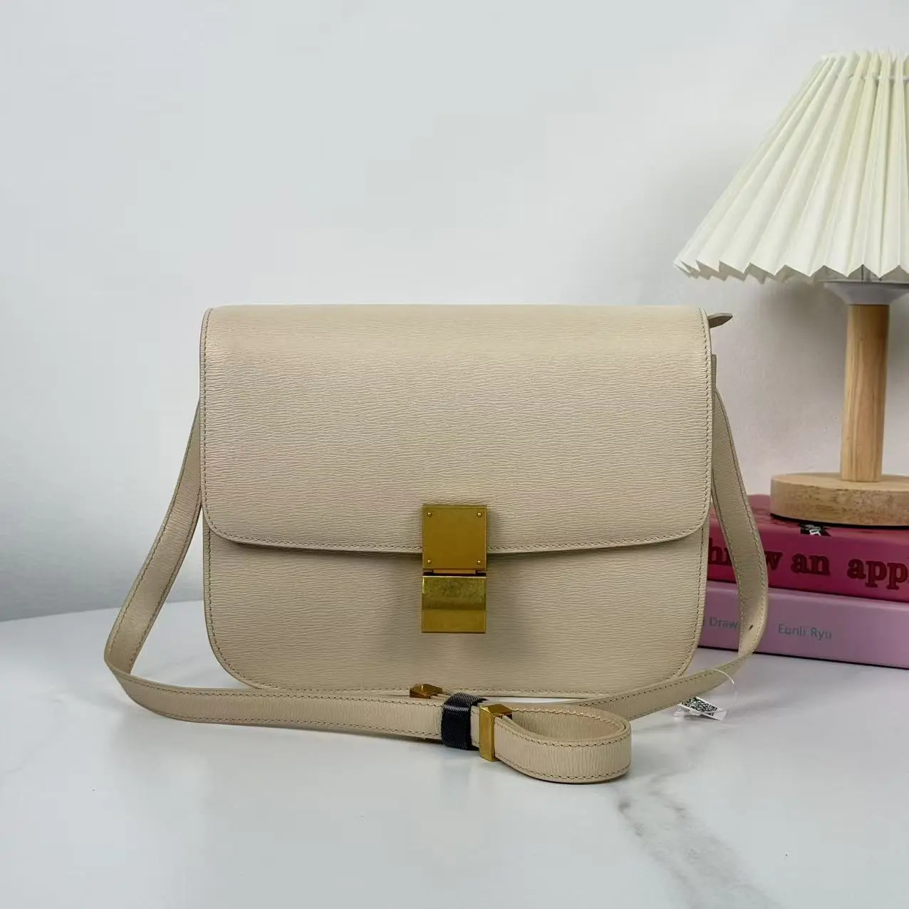 Pre-owned Celine Medium Classic Box Bag