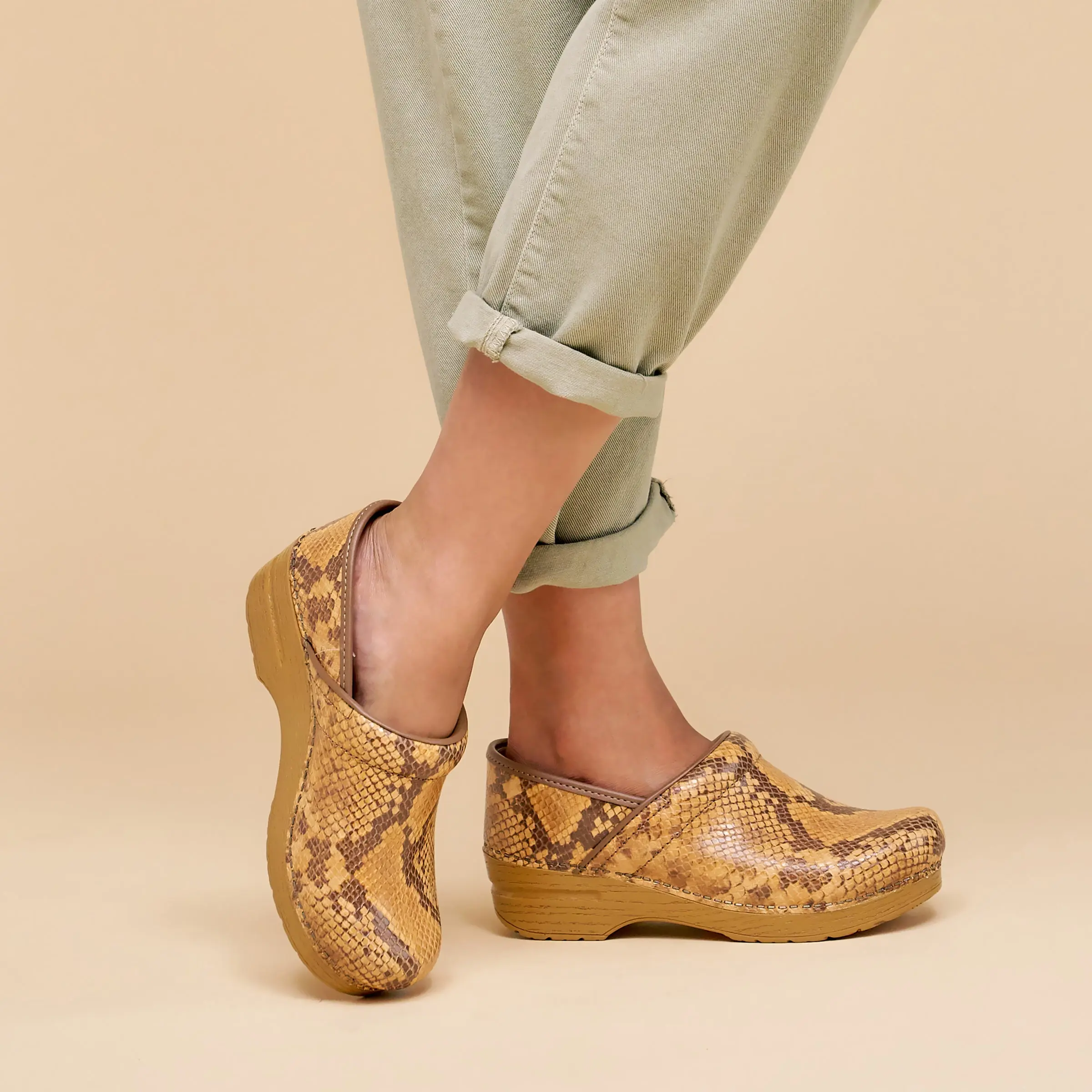 Women's Professional Honey Snake Clog
