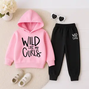 Girls' Wild Like My Curls Print Hooded Tracksuit Set, Featuring A Fleece-Lined Hoodie And Sweatpants, Perfect For Sports, Casual Wear, And Jogging In Autumn And Winter, Suitable For Both Indoor And Outdoor Activities.