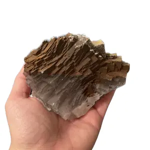Hematite on perfectly zoned fluorite crystals