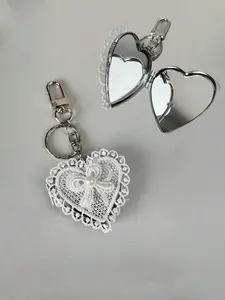 Lace Heart Bow Decorative Mirror Keychain, Retro Y2k Cute And Versatile Bag Charm, Small Gift For Women, Birthday, Valentine's Day, Mother's DayFor Teenage Girls, Women,Women Keychains, Key Ropes, Stationery, Teacher Gifts, Back-To-School Gothic Style.