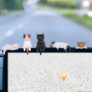Cute Cartoon Cat Car Dashboard Decor, Resin Mini Figures Set of 4-5, Aesthetic Car Accessory, Car Interior Accessories for Home and Office, Desktop Decoration