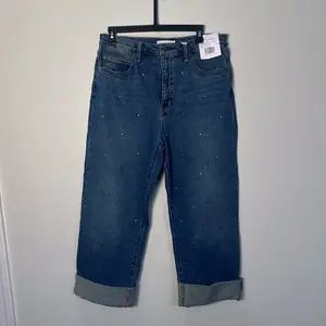 NWT Jessica Simpson Zinnia Wide Leg Boyfriend Jeans Embellished Denim Size 8 Pants  Womenswear