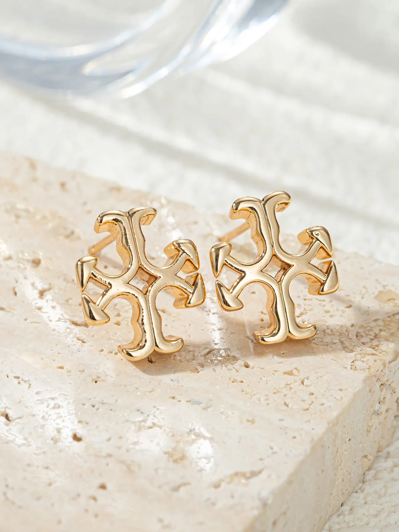Simple Symbol Earrings, Earrings Jewelry, Fashionable Earrings, Bohemian Earrings, Boho Style, Boho Aesthetic, Baroque Pattern, Plastic Material, Perfect for Daily Wear, Gift Ready and Gifts, Office Friendly