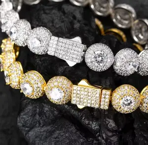 La Brillosa Unisex One Size 7inch Bracelet with Sparkling Design Perfect for All