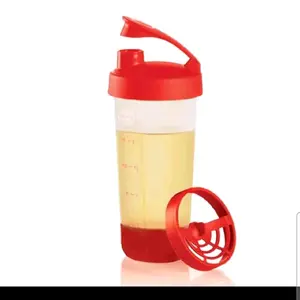 Tupperware Quick Shake Container 2-Cup Gravy Shaker with Pour Spout for Blending Gravies Protein Shakes Salad Dressings & More 16 Ounces