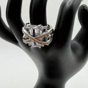 Million Dollar baby Expansion Ring