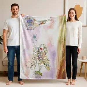 1 piece Dreamlike floral fish and hot air balloons natural and beautiful scenery themed flannel blanket - Super soft flannel blanket in modern style, suitable for sofas and beds, all-season use, digitally printed pattern, 100% polyester material