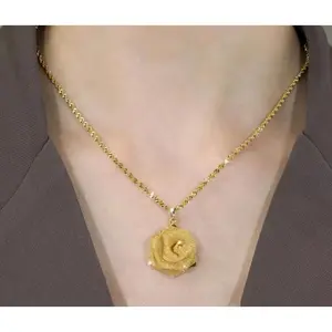 2025 Double Layer Rose Flower Necklace, 14K Gold Plated Elegant Statement Jewelry, Chic Luxury Fashion Trend for Women