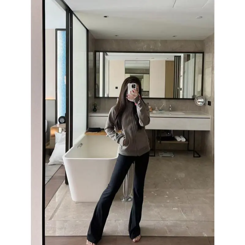 Fleece-Lined Slim-Fit Hoodie Jacket with Embroidered Gold Label Fleece-Lined Slim-Fit Hoodie Jacket with Embroidered Gold Label